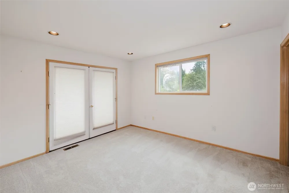 7063 E Owl Ridge Lane Port Orchard, WA 98366