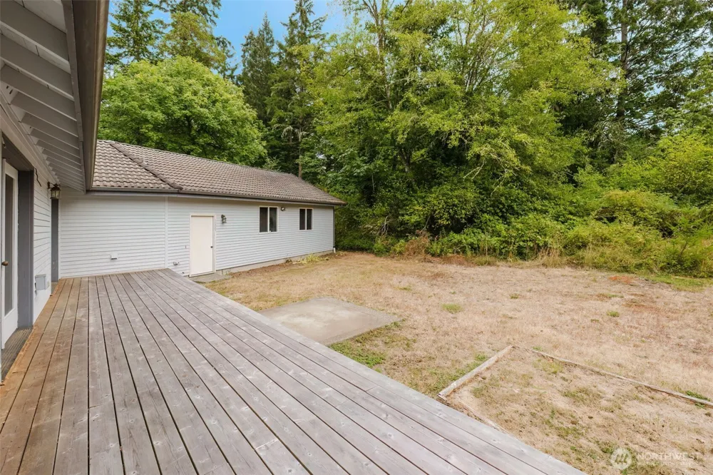 7063 E Owl Ridge Lane Port Orchard, WA 98366
