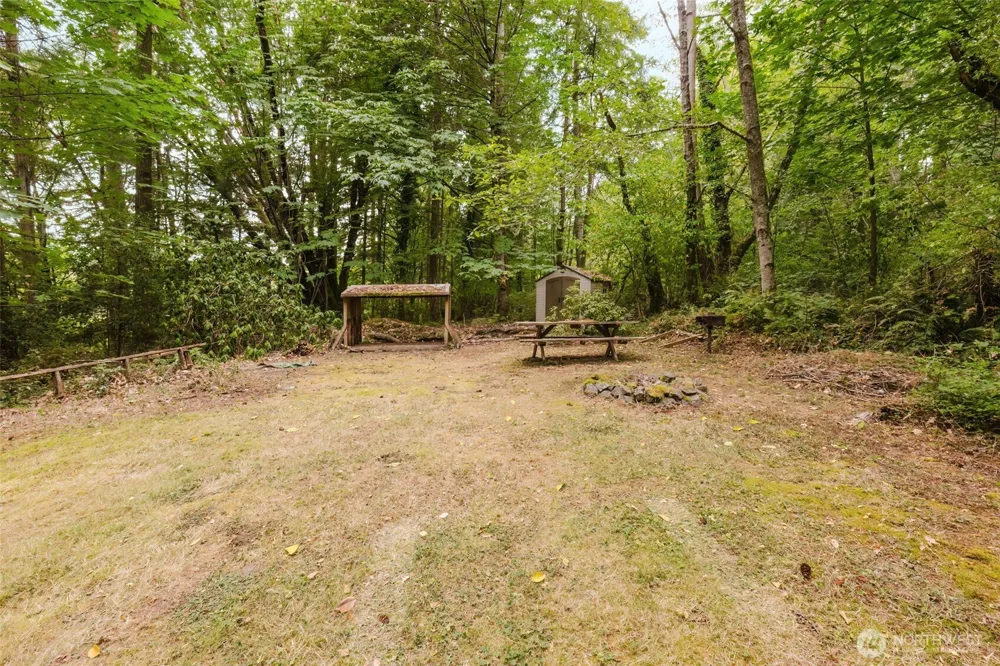 7063 E Owl Ridge Lane Port Orchard, WA 98366