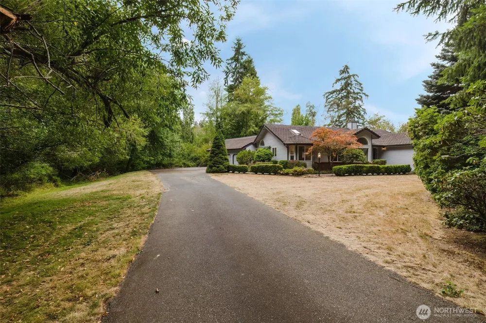 7063 E Owl Ridge Lane Port Orchard, WA 98366
