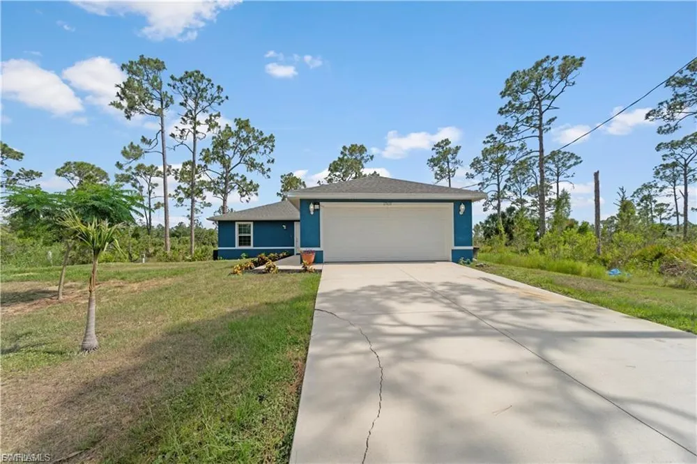 27433 Las Lomas Drive Punta Gorda, FL 33955