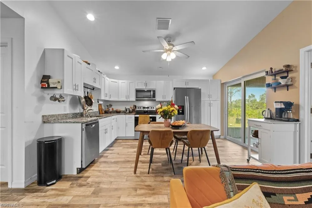 27433 Las Lomas Drive Punta Gorda, FL 33955