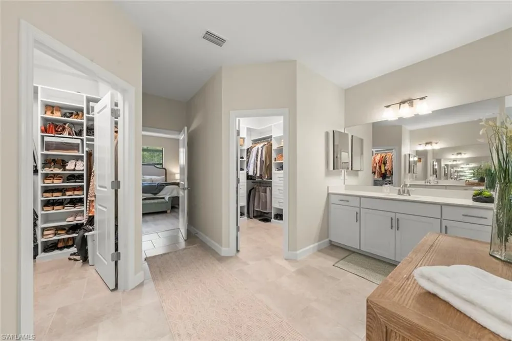 19070 Hinkley Drive Estero, FL 33928