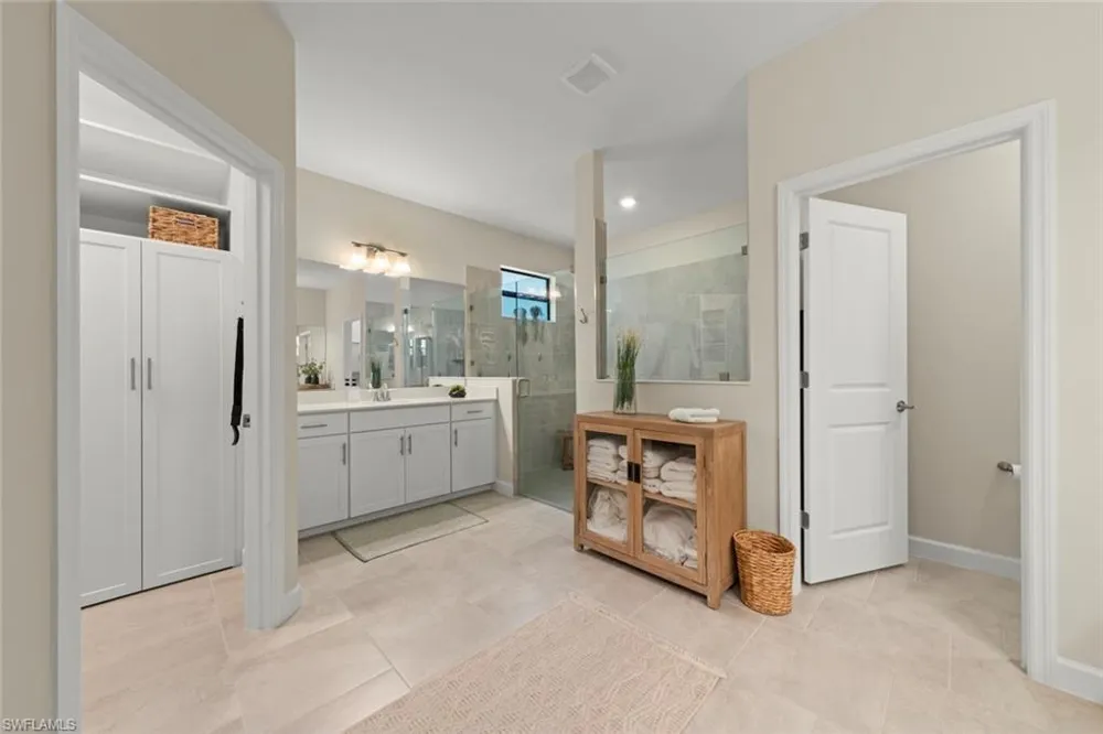 19070 Hinkley Drive Estero, FL 33928