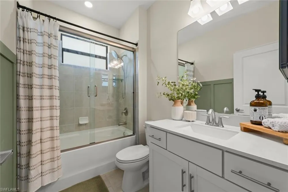 19070 Hinkley Drive Estero, FL 33928