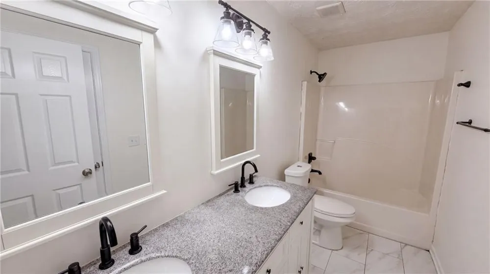 125 Sampson Court Covington, GA 30016