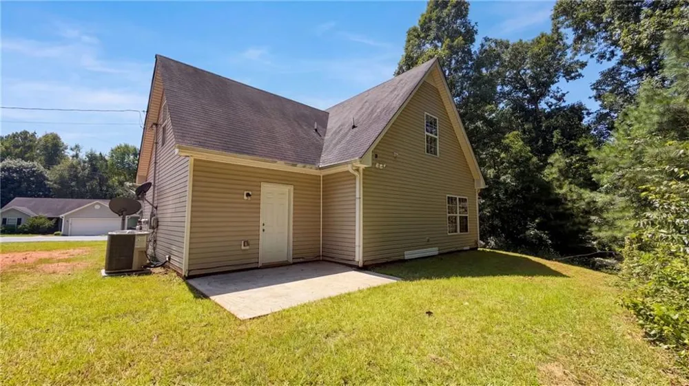 125 Sampson Court Covington, GA 30016