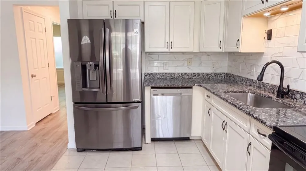 125 Sampson Court Covington, GA 30016