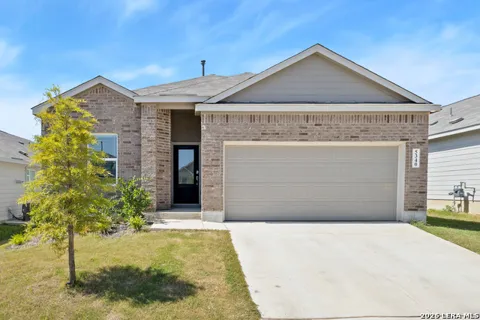 5340 CLOVES COVE