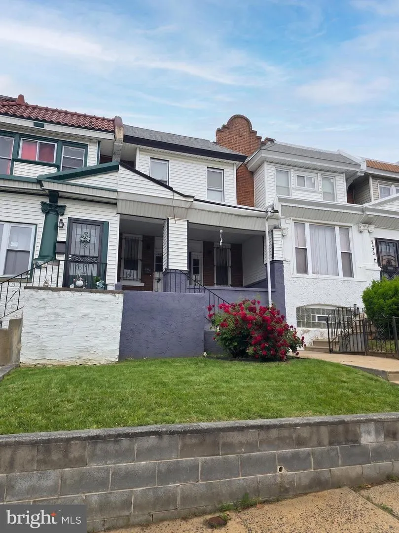 5620 CAMAC STREET Philadelphia, PA 19141