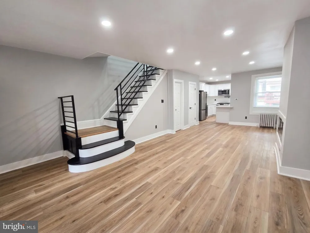 5620 CAMAC STREET Philadelphia, PA 19141