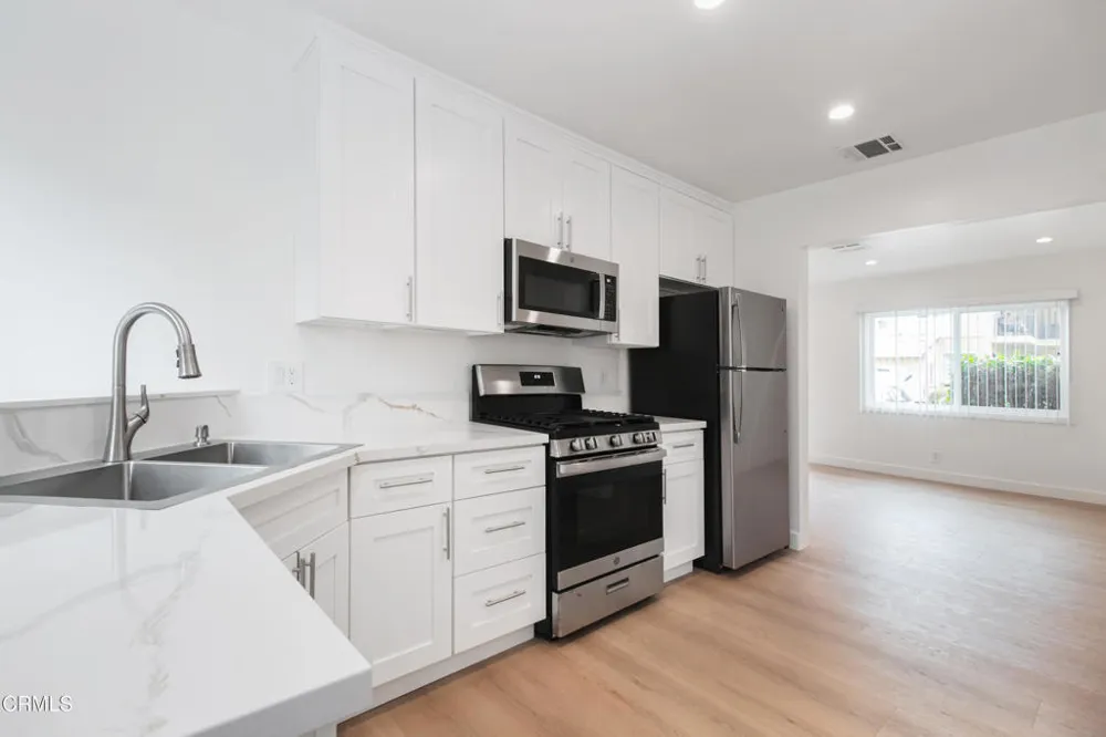 268 E Providencia Avenue #H Burbank, CA 91502
