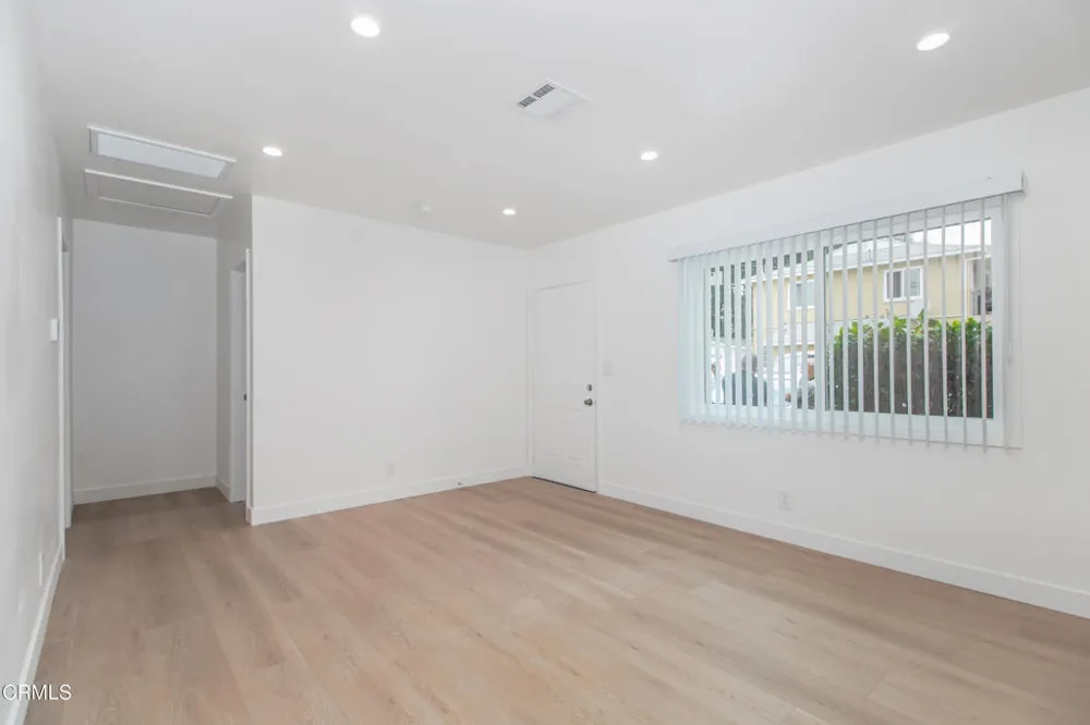 268 E Providencia Avenue #H Burbank, CA 91502