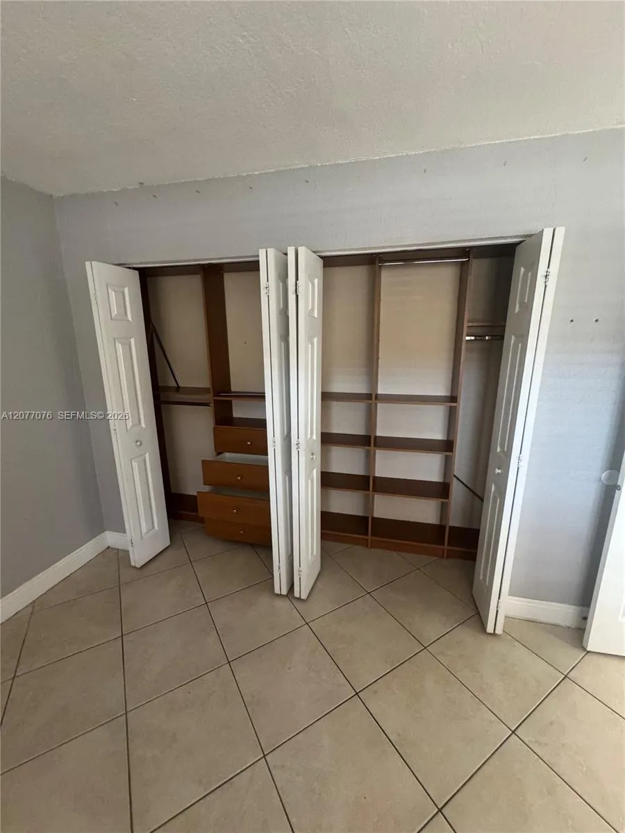 8601 SW 94th St #103W Miami, FL 33156
