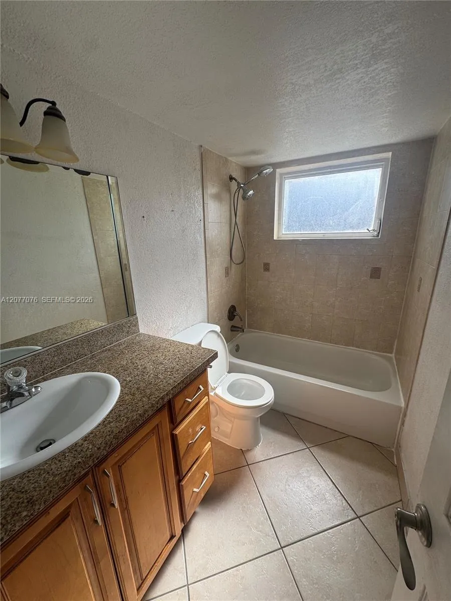 8601 SW 94th St #103W Miami, FL 33156