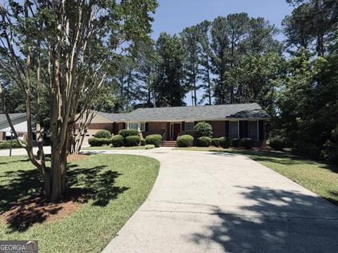 683 Chestnut DR