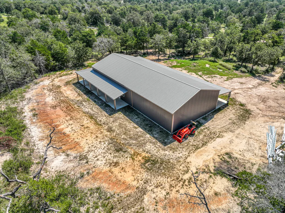 500 Colony Line Trail Dale, TX 78616