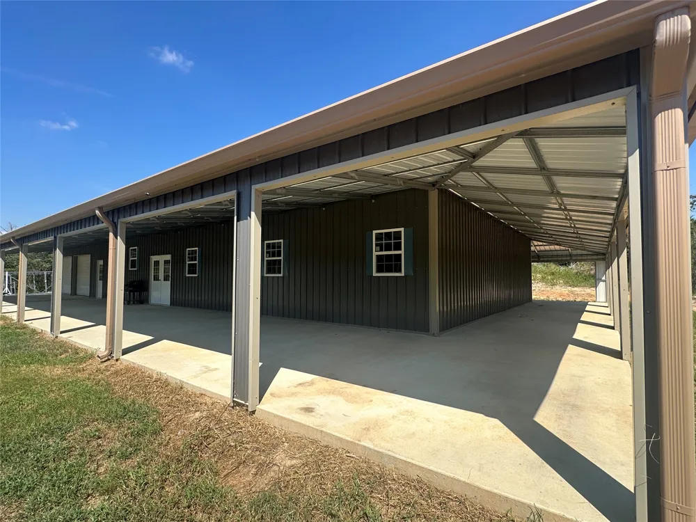 500 Colony Line Trail Dale, TX 78616