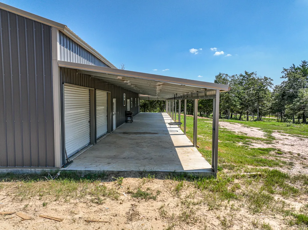 500 Colony Line Trail Dale, TX 78616