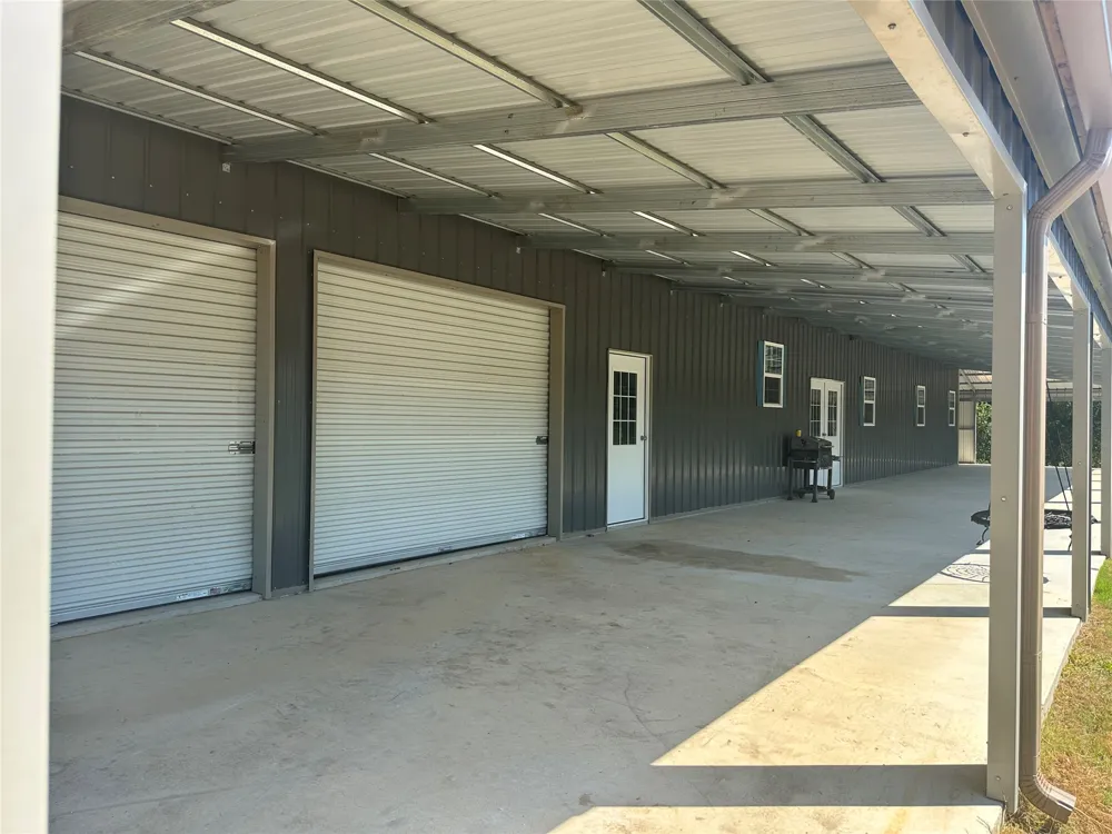 500 Colony Line Trail Dale, TX 78616