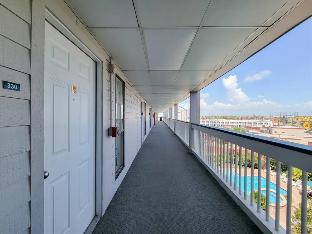 6102 Seawall Boulevard #330 Galveston, TX 77551