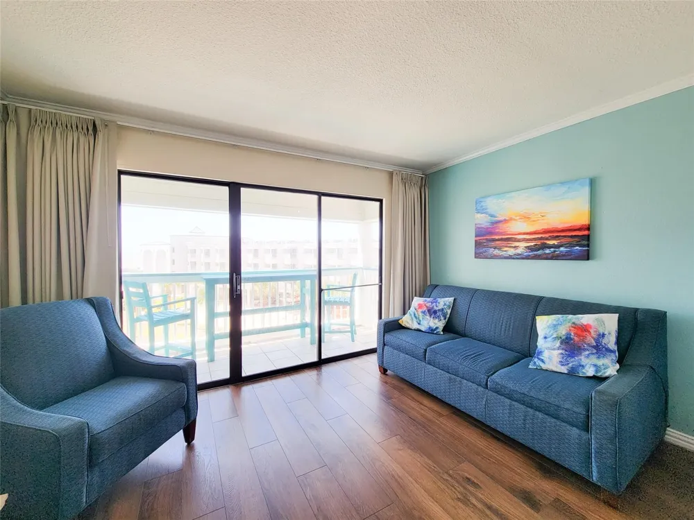 6102 Seawall Boulevard #330 Galveston, TX 77551