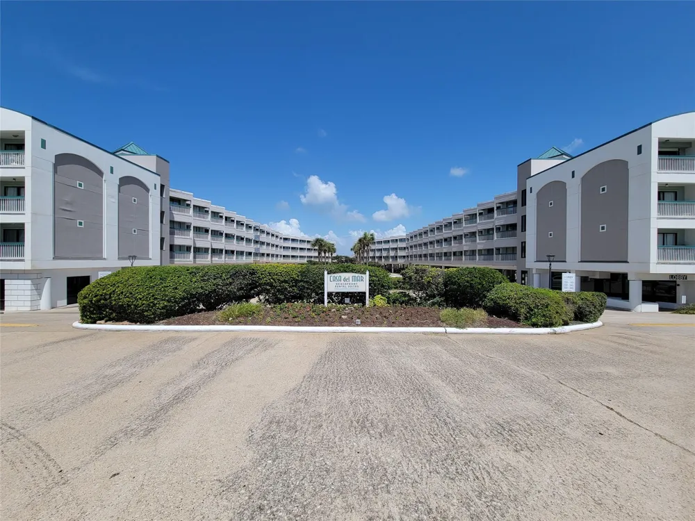 6102 Seawall Boulevard #330 Galveston, TX 77551
