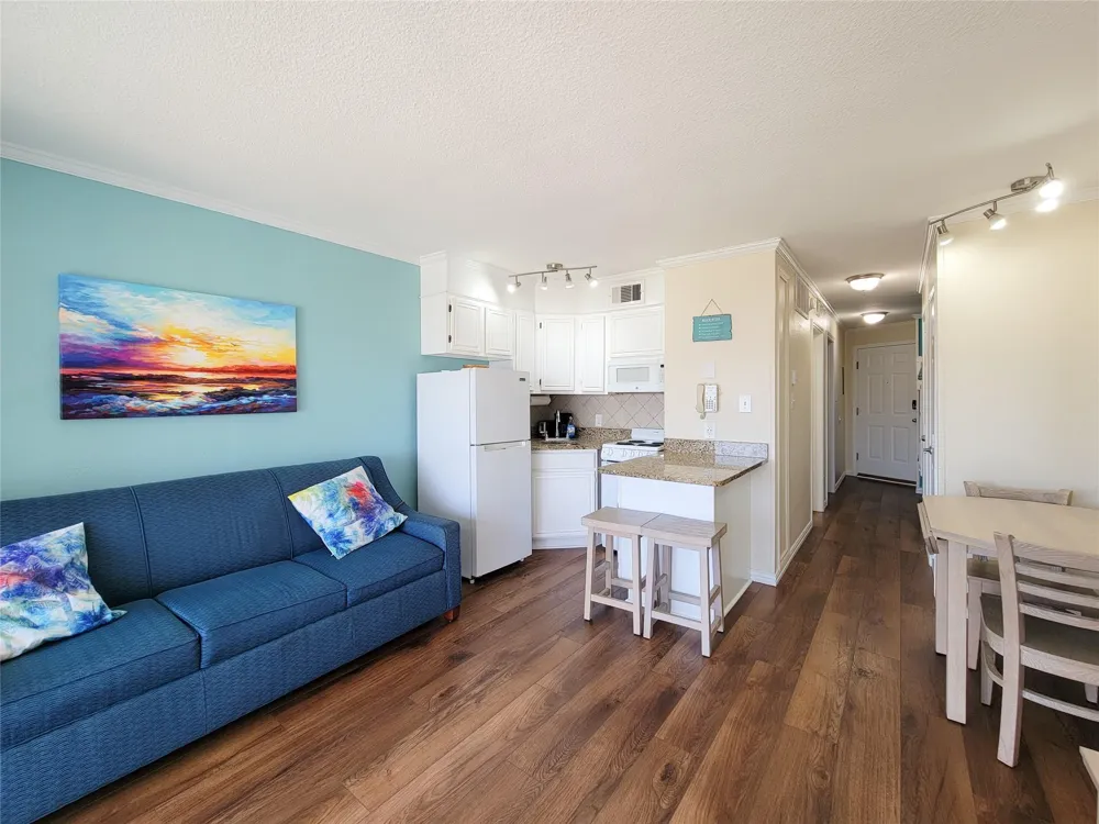 6102 Seawall Boulevard #330 Galveston, TX 77551