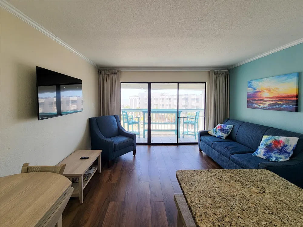 6102 Seawall Boulevard #330 Galveston, TX 77551