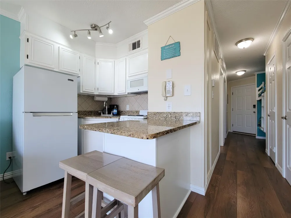 6102 Seawall Boulevard #330 Galveston, TX 77551