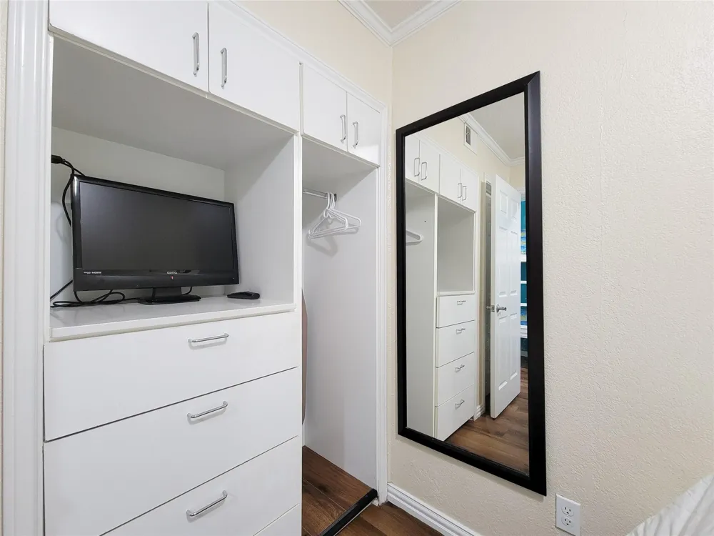 6102 Seawall Boulevard #330 Galveston, TX 77551