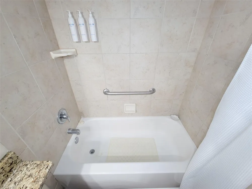 6102 Seawall Boulevard #330 Galveston, TX 77551