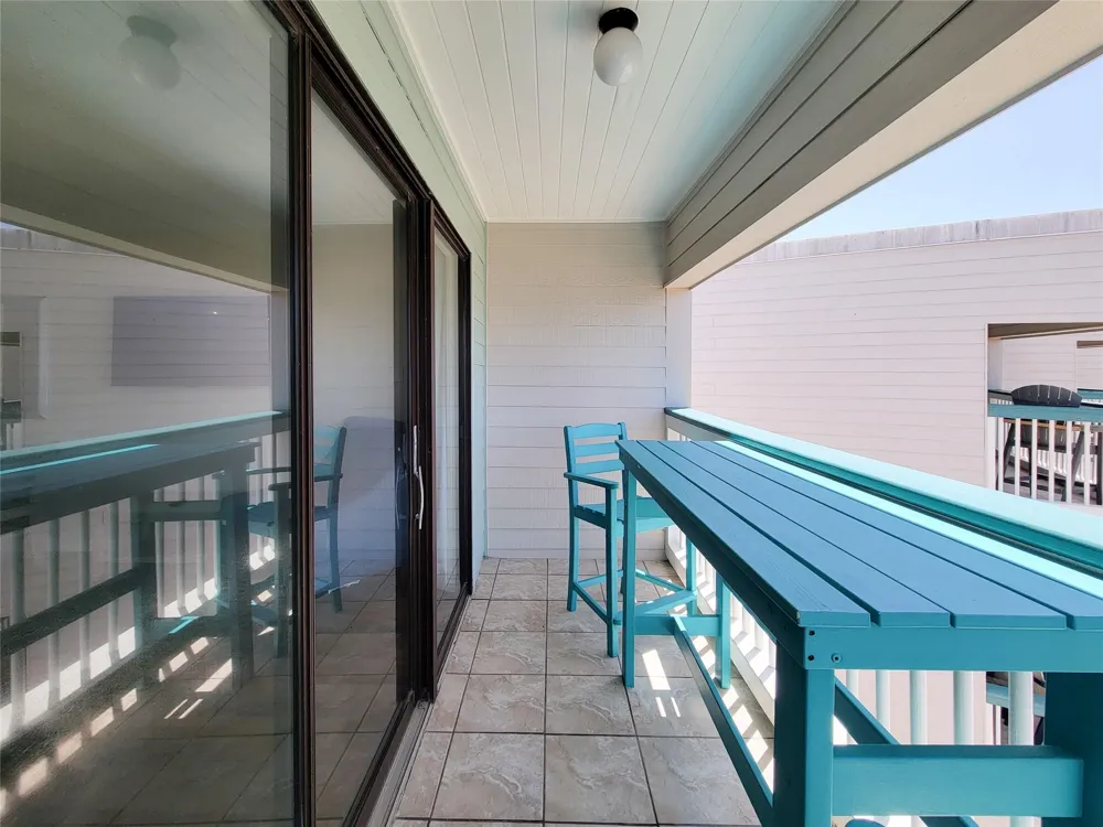 6102 Seawall Boulevard #330 Galveston, TX 77551
