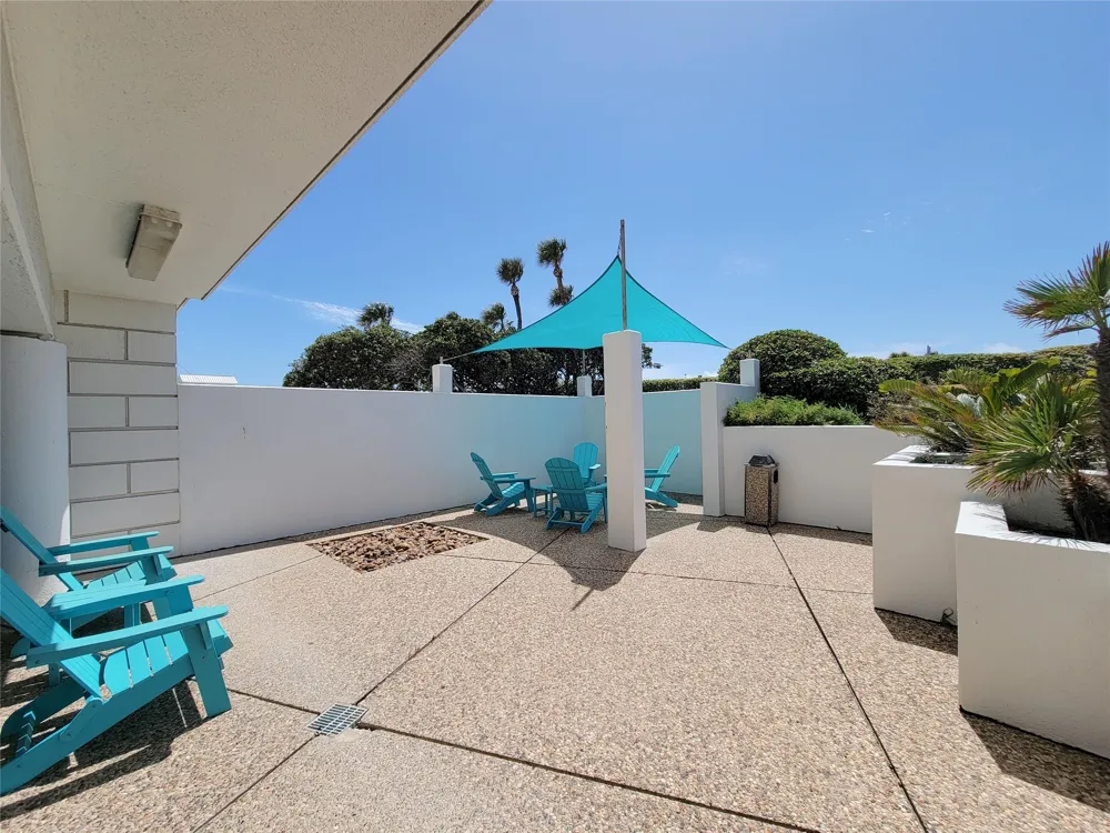 6102 Seawall Boulevard #330 Galveston, TX 77551