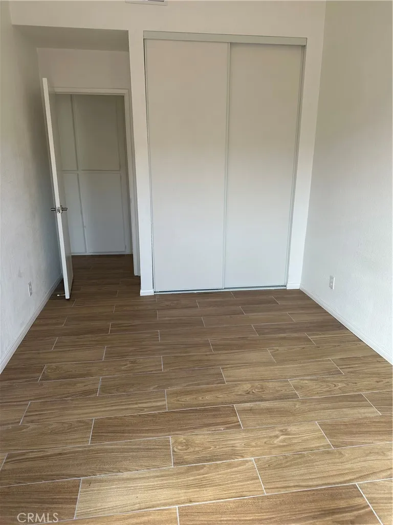 2674 Clarendon, B Avenue Huntington Park, CA 90255