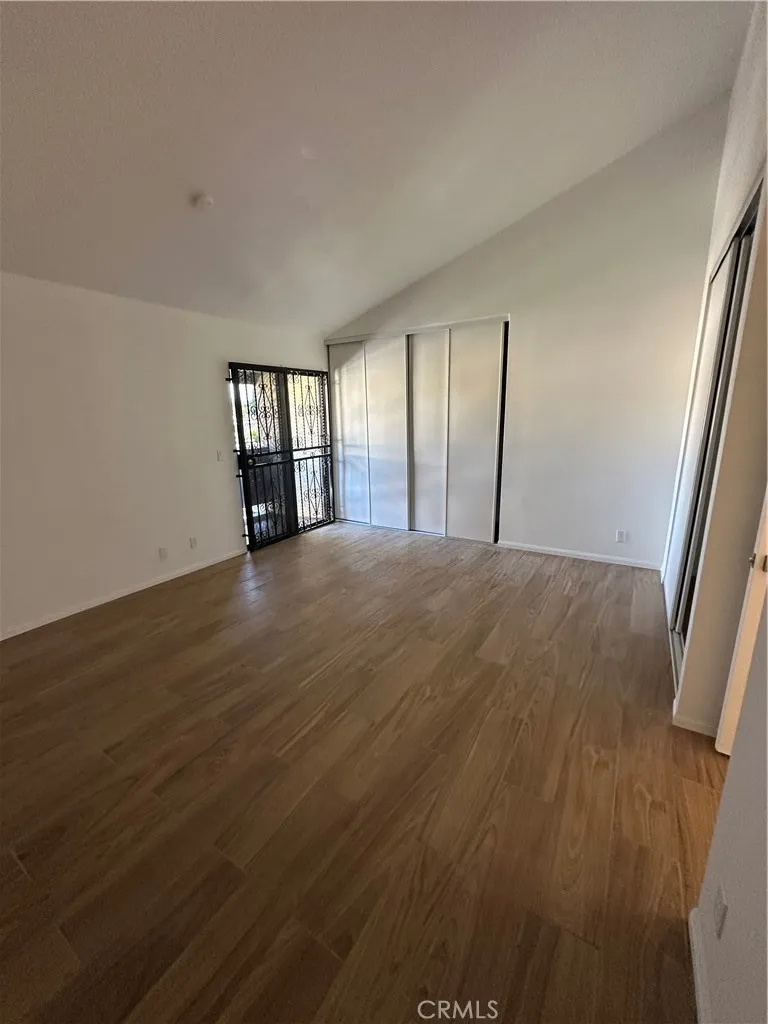 2674 Clarendon, B Avenue Huntington Park, CA 90255