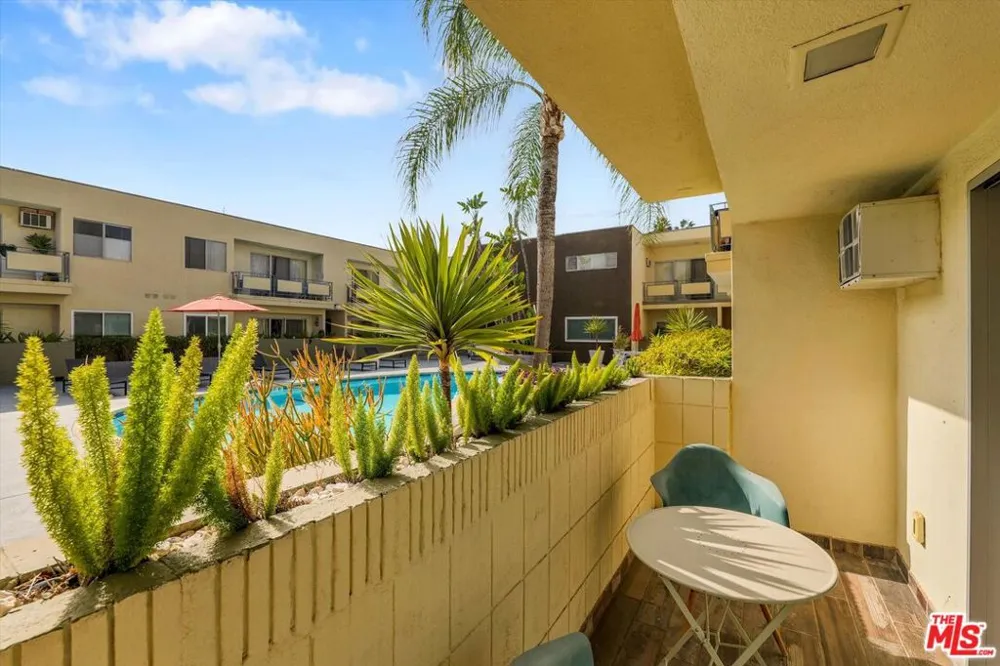 1233 Laurel Avenue #114 West Hollywood, CA 90046