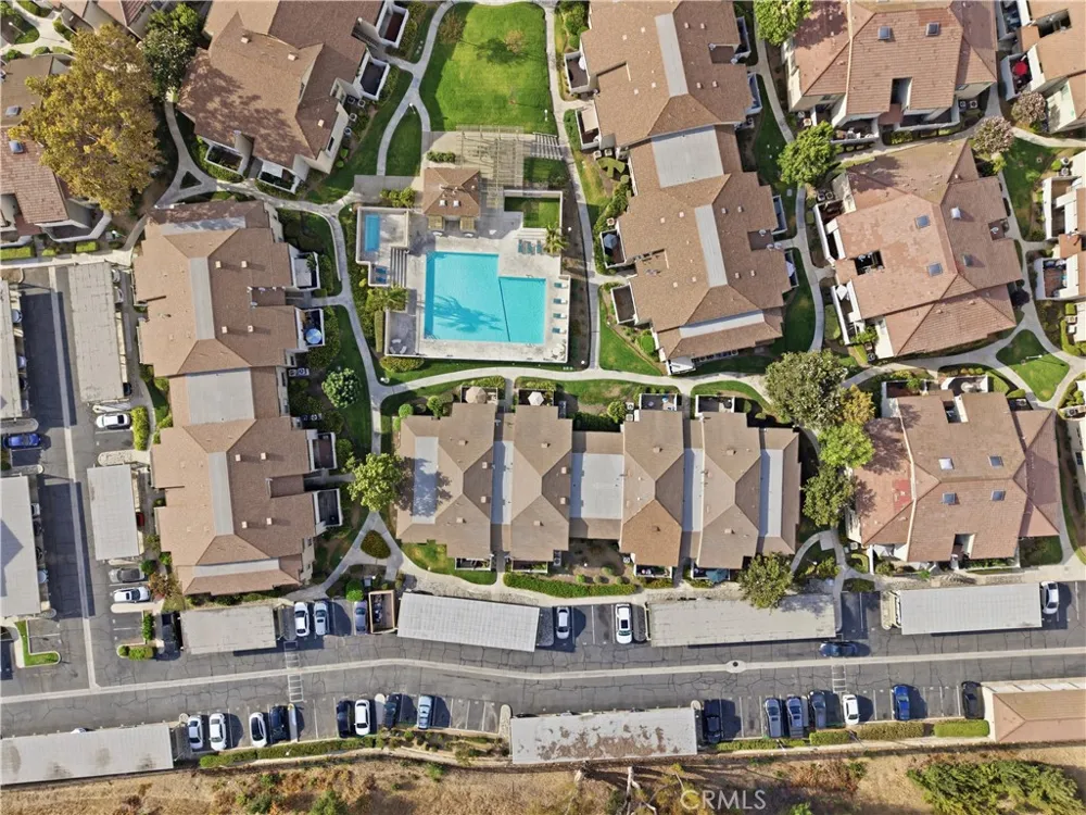 22 Country Mile Pomona, CA 91766