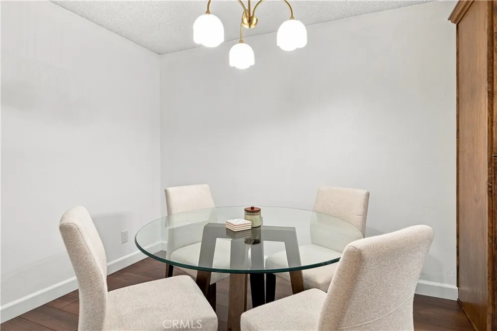 22 Country Mile Pomona, CA 91766