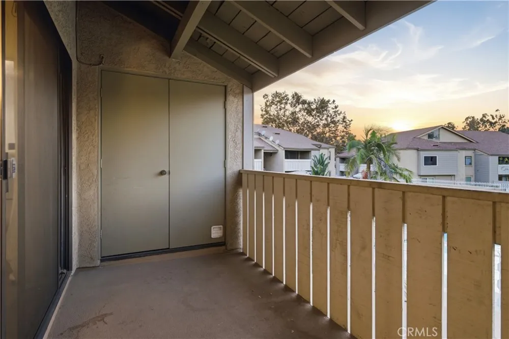 22 Country Mile Pomona, CA 91766