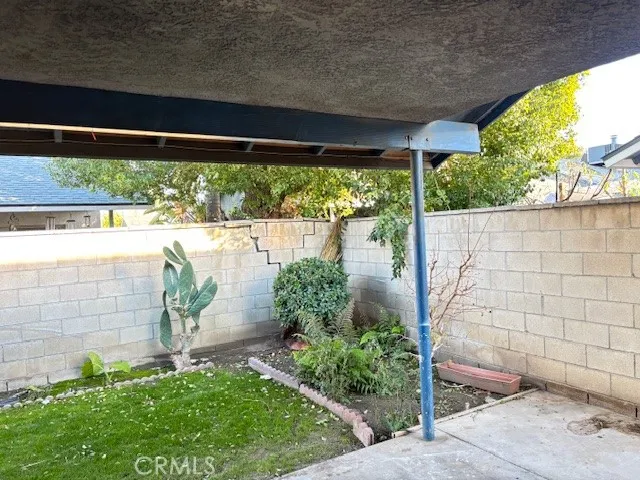 5900 Stone Bridge Bakersfield, CA 93313