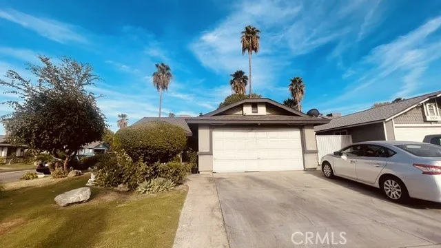 5900 Stone Bridge Bakersfield, CA 93313