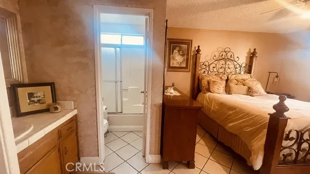 5900 Stone Bridge Bakersfield, CA 93313