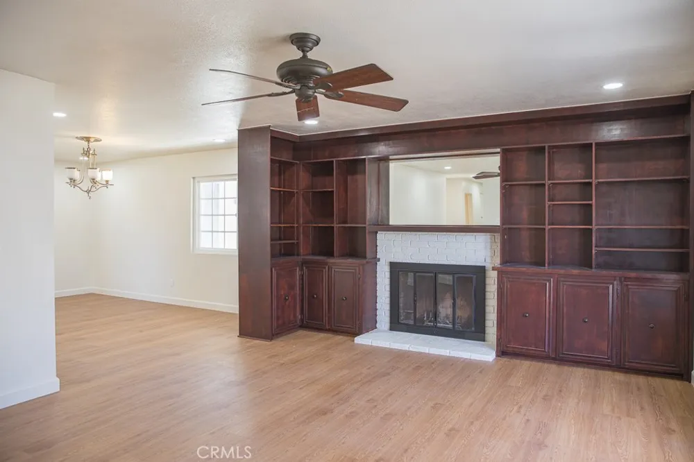 10740 Coloma Loma Linda, CA 92354