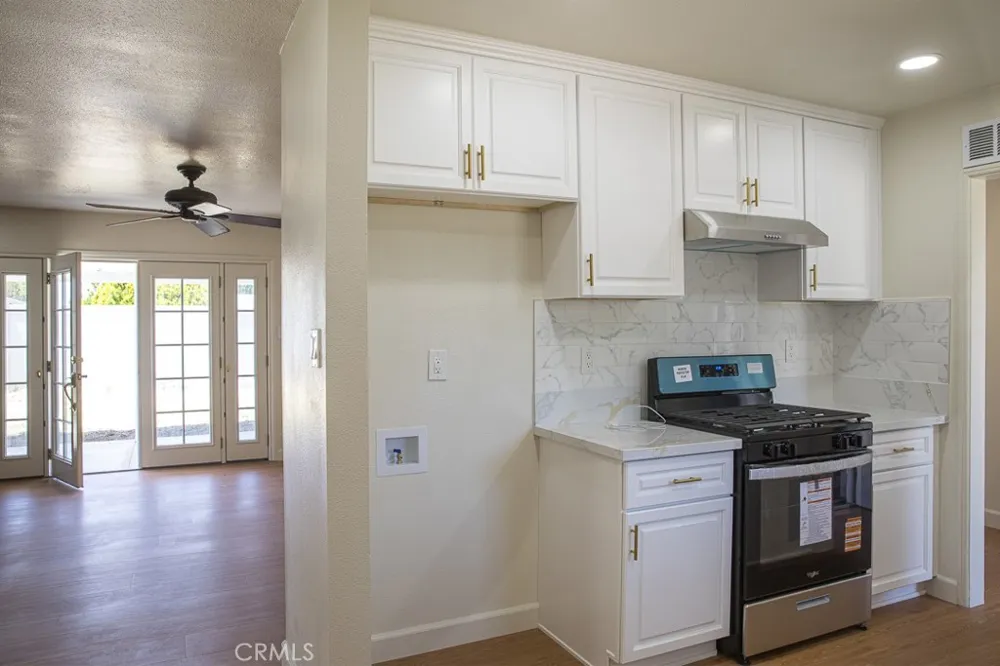 10740 Coloma Loma Linda, CA 92354