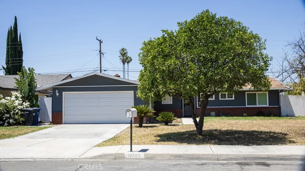 10740 Coloma Loma Linda, CA 92354