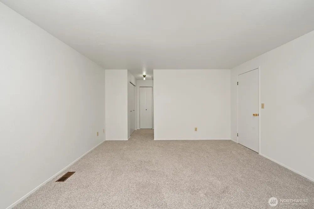 3013 M STREET NE Auburn, WA 98002