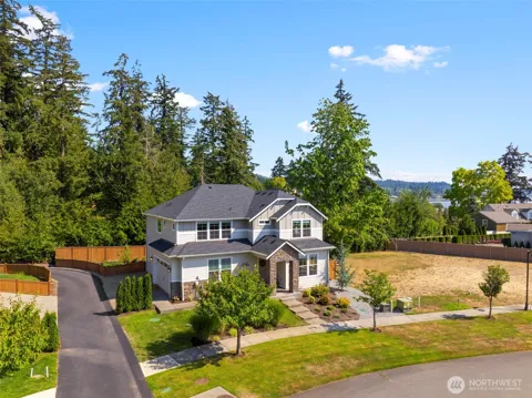 6112 Harbor Inlet Lane NW