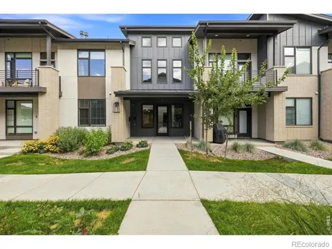 862 Birdwhistle Lane #6