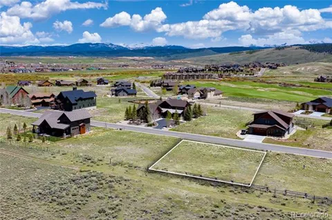 1580 Wildhorse Circle